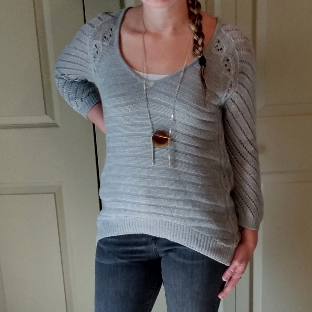 🌻 New York & Company 3/4 Sleeve Shimmery Sweater